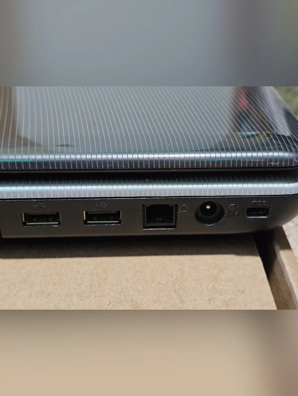 Toshiba Satellite Laptop PC L505D-ES5025 W/ Charger - No Display - Parts/Repair